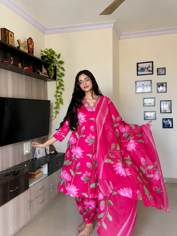 Kamal Ka Phool  Suit Set with Lace Detailing