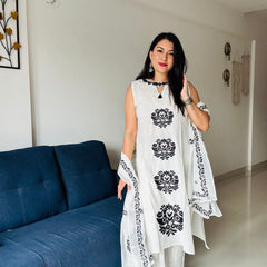 Nazakat Ivory Cotton Kurta Set | Handblock Print