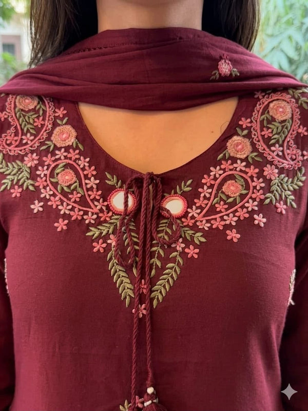 Noor – Floral Embroidered Kurta Dupatta Set