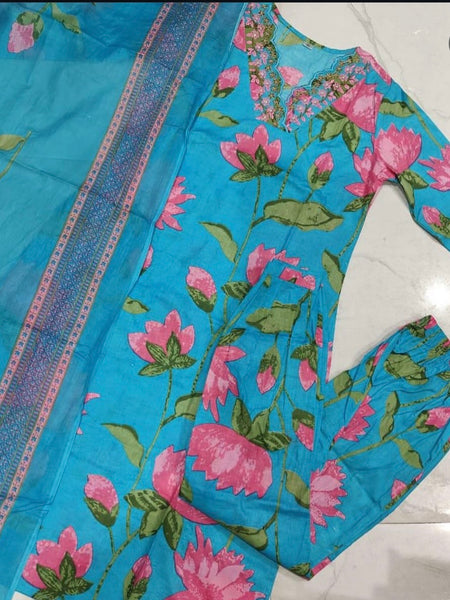 Kamal Ka Phool  Suit Set with Lace Detailing