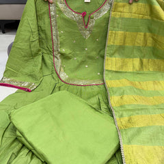 Maheshwari Silk Suit Set with Stripped Dupatta