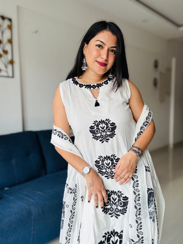 Nazakat Ivory Cotton Kurta Set | Handblock Print