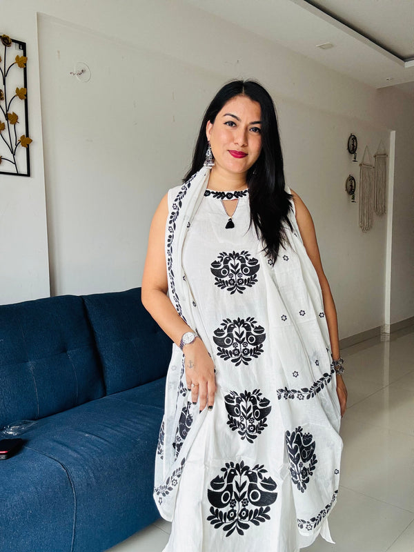 Nazakat Ivory Cotton Kurta Set | Handblock Print