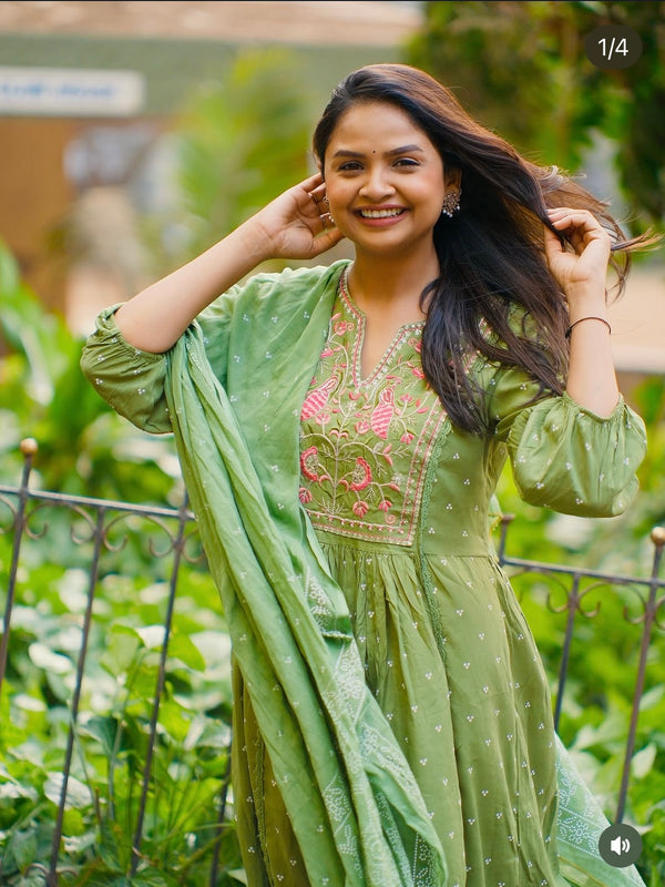 मनमोहिनी | Bandhani Embroidered Suit Set ❤️ — my top pick