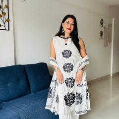 Nazakat Ivory Cotton Kurta Set | Handblock Print