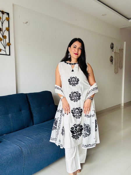 Nazakat Ivory Cotton Kurta Set | Handblock Print