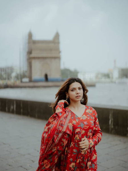Floral Elegance Full-Sleeve Aliya Suit